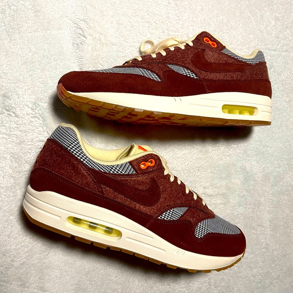 Nike Air Max 1 BRONZE ECLIPSE/TOTAL ORANGE/ BRAND NEW / NEVER WORN